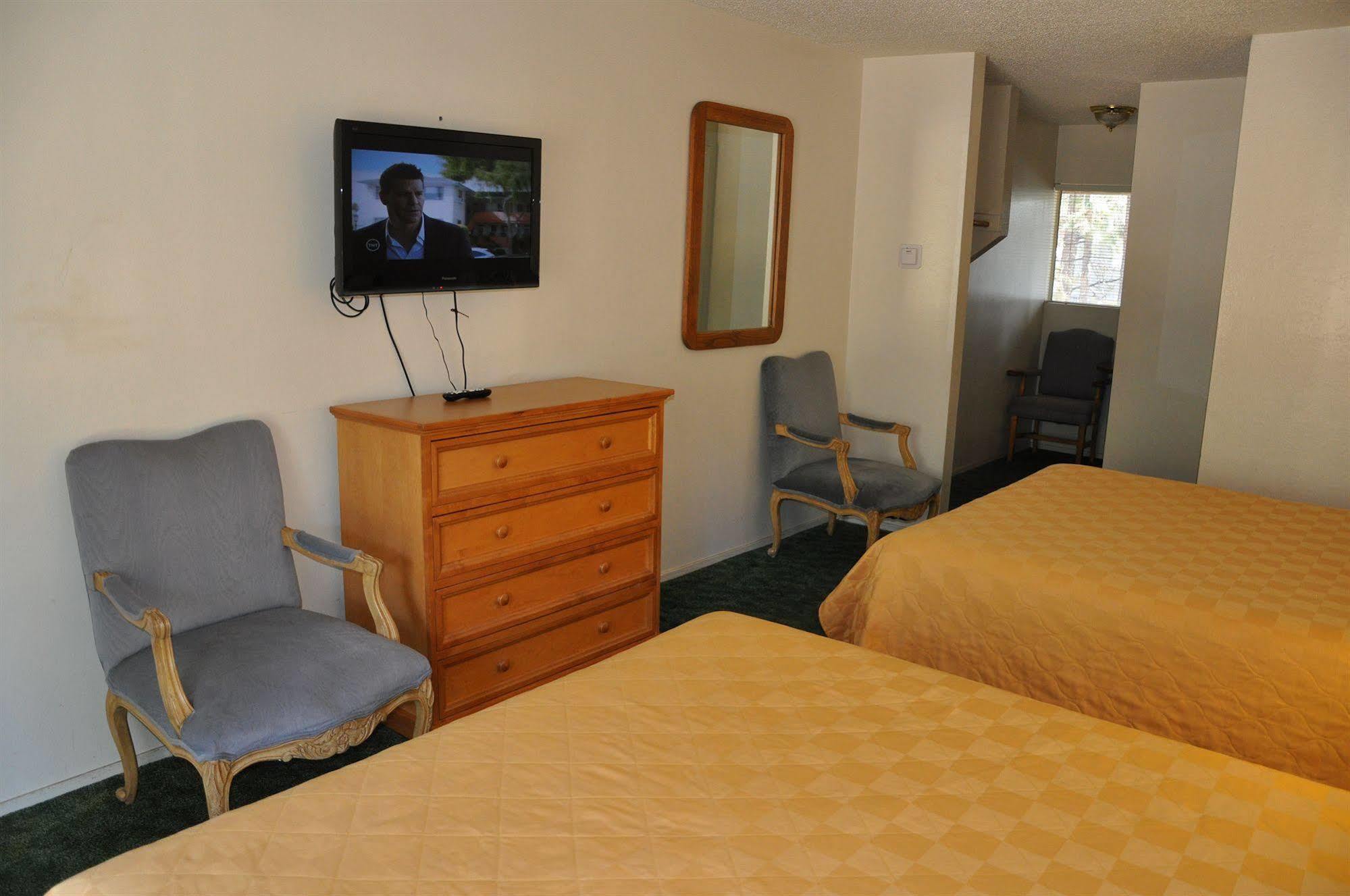 Cedar Inn&suites South Lake Tahoe