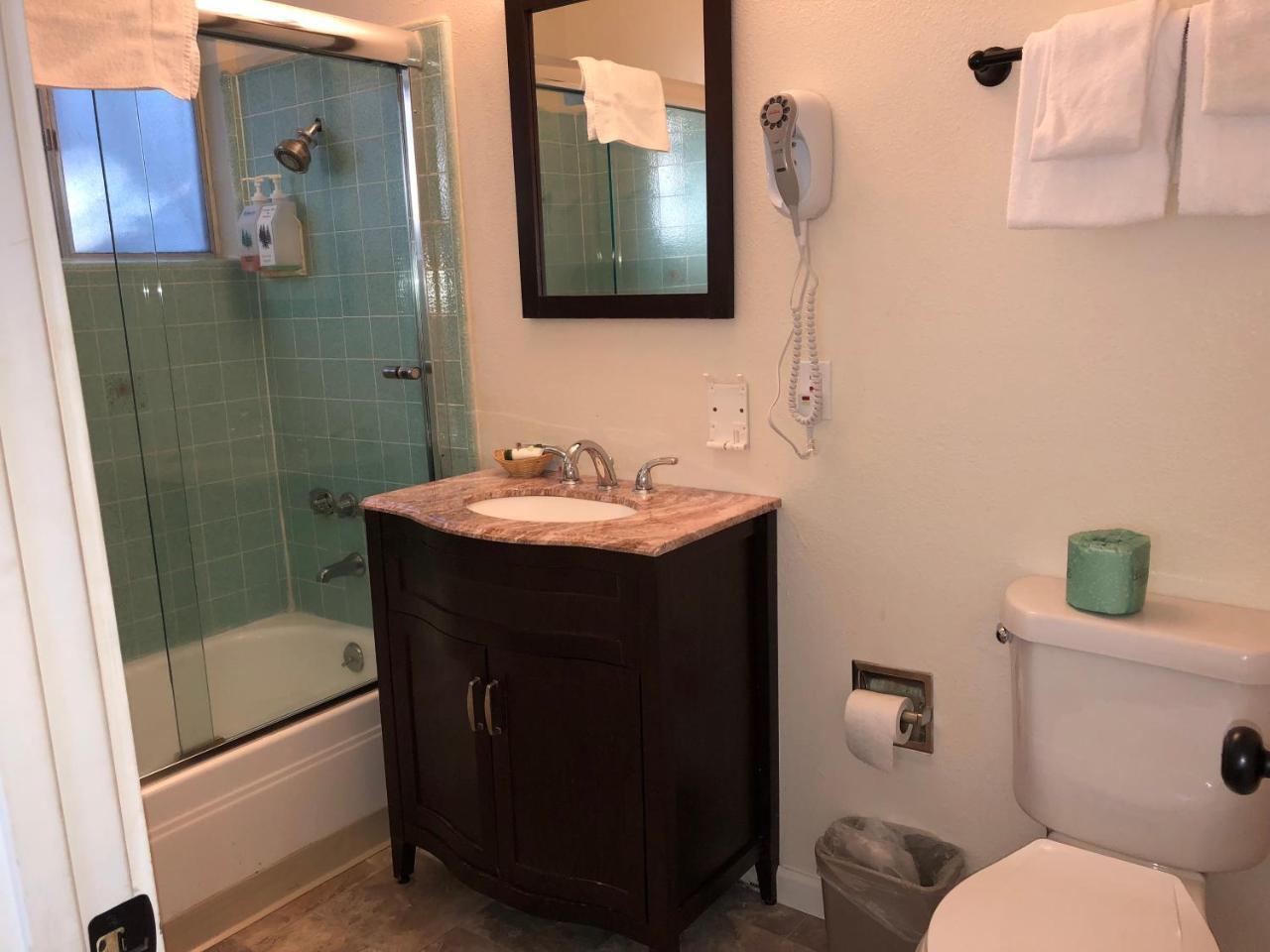 Hotel Cedar Inn&suites South Lake Tahoe