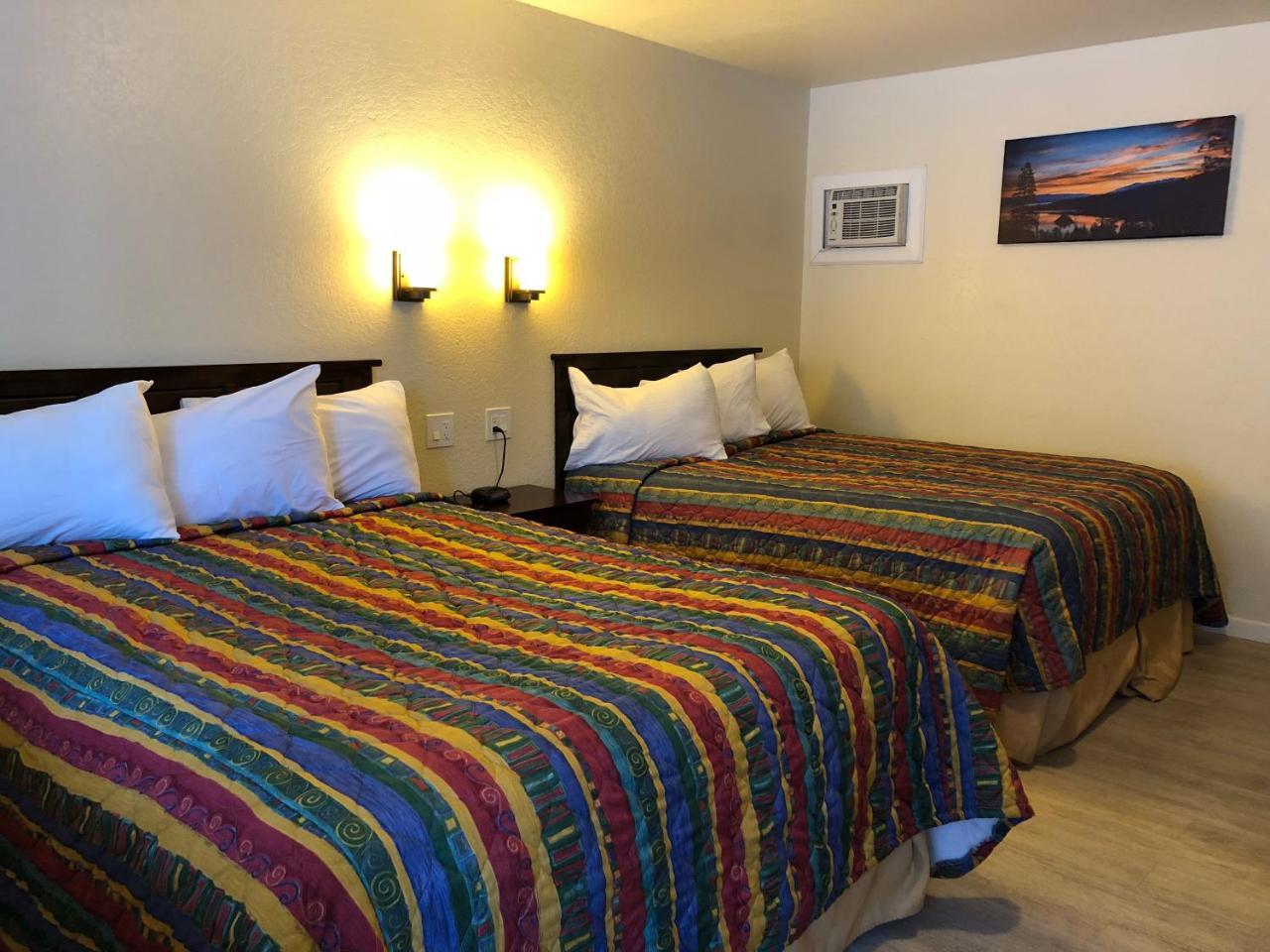 Cedar Inn&suites 3*